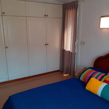 Pins Tordus Bed and breakfast